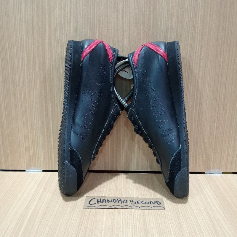 Onitsuka Givenchy, foto 5