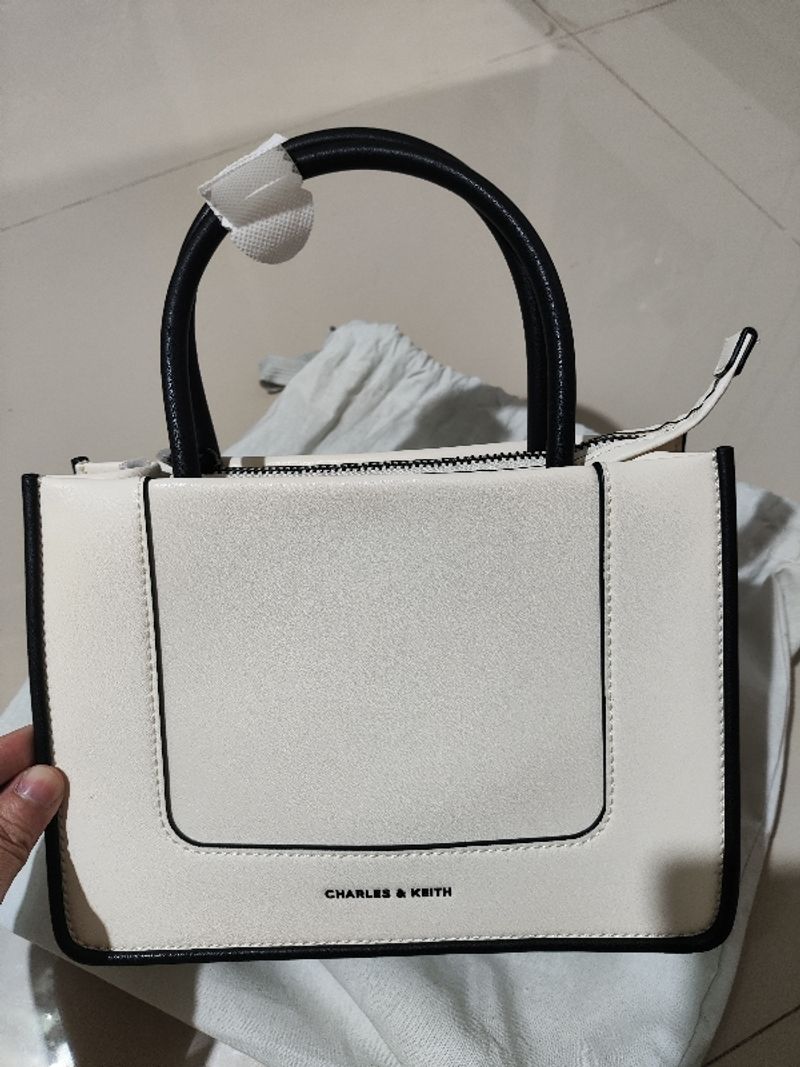 Bag ori Charles and Keith, foto 7