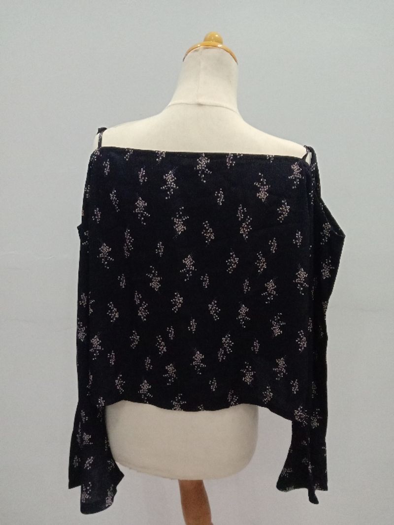 Zalora Blouse Model Sabrina Preloved, foto 5