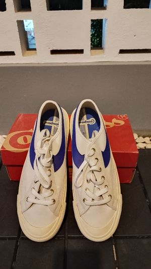 Sepatu compass BNIB