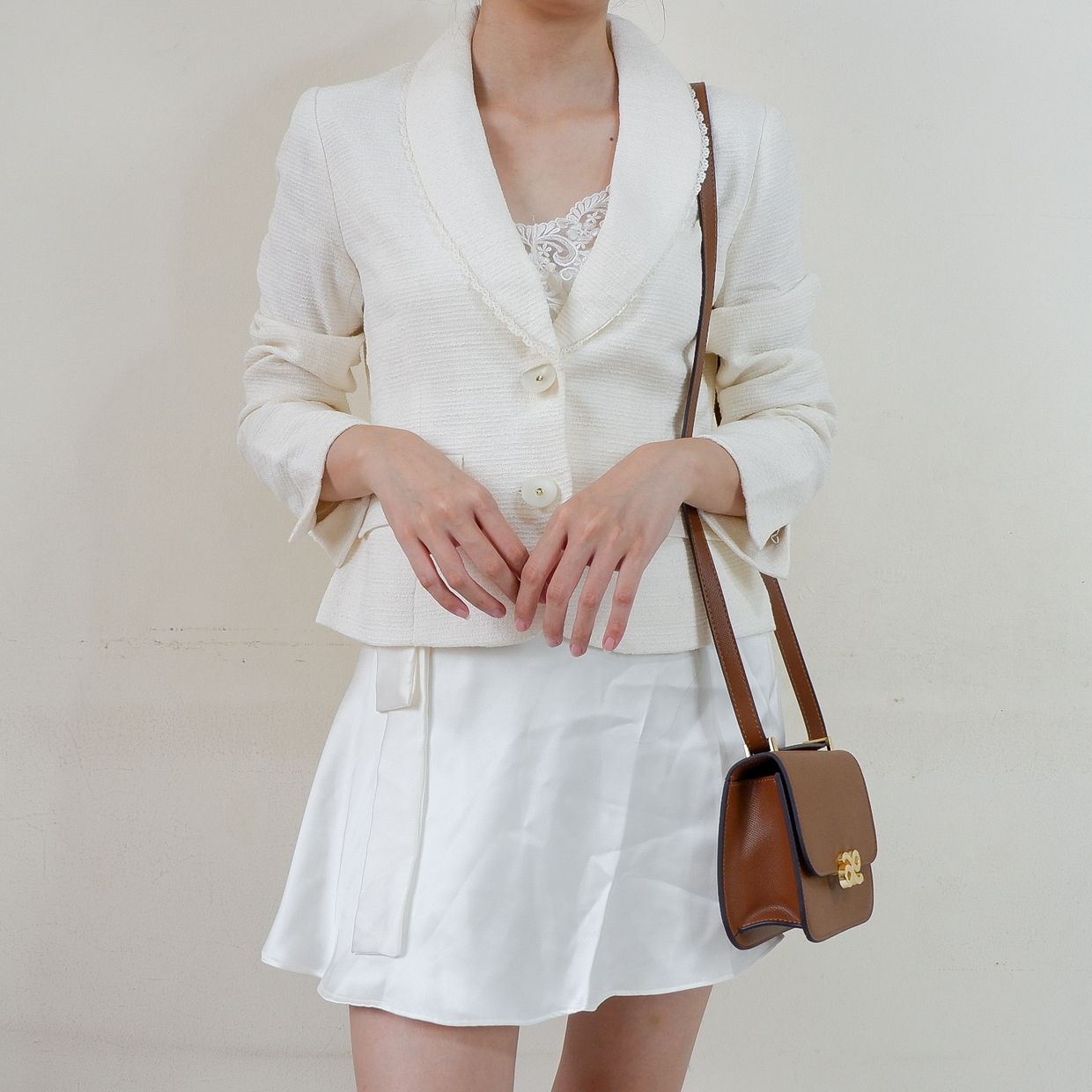 LD 92 cm P 49,5 cm