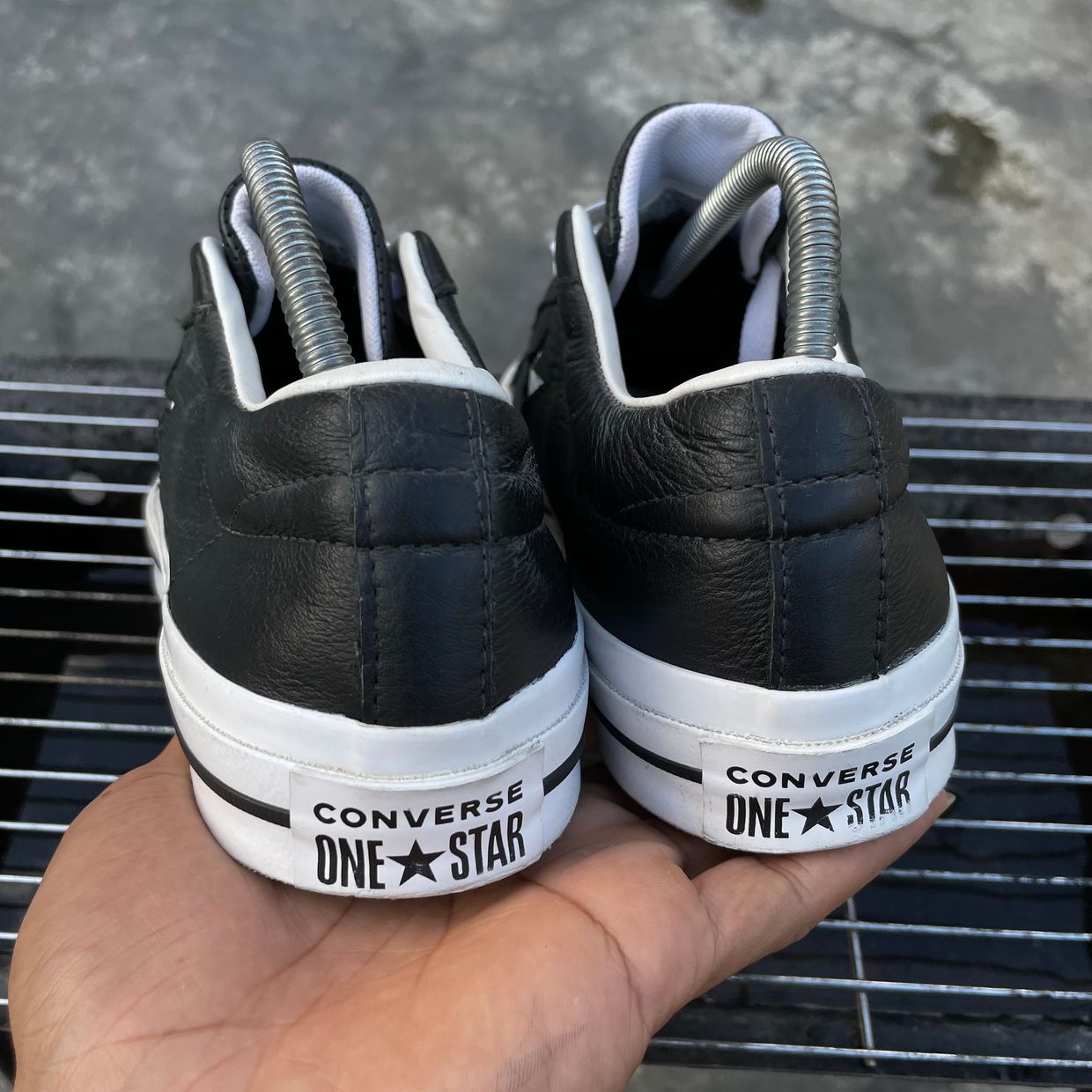 Converse Emo Indie Sneakers Pria white black, foto 5
