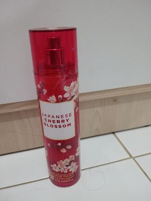 BBW body mist Japanese Cherry blossom new size 236 ml