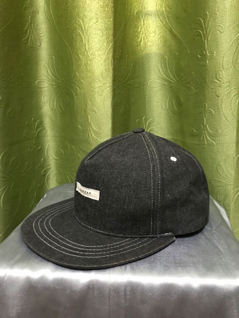 TOPI VARZAR, foto 2