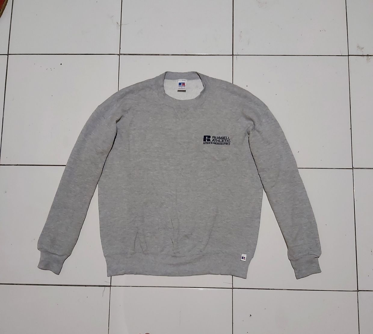 VINTAGE 90s CREWNECK RUSSEL SIZE L