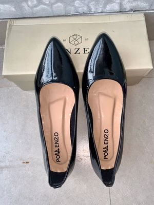 heels glossy