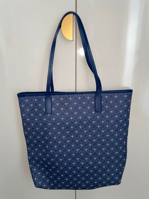 Stradivardius tote bag