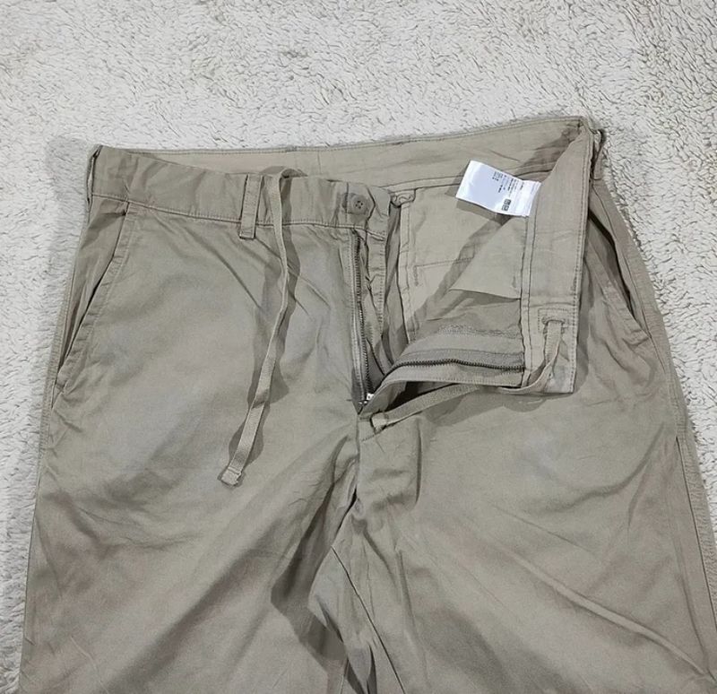 CELANA PENDEK UNIQLO, foto 2