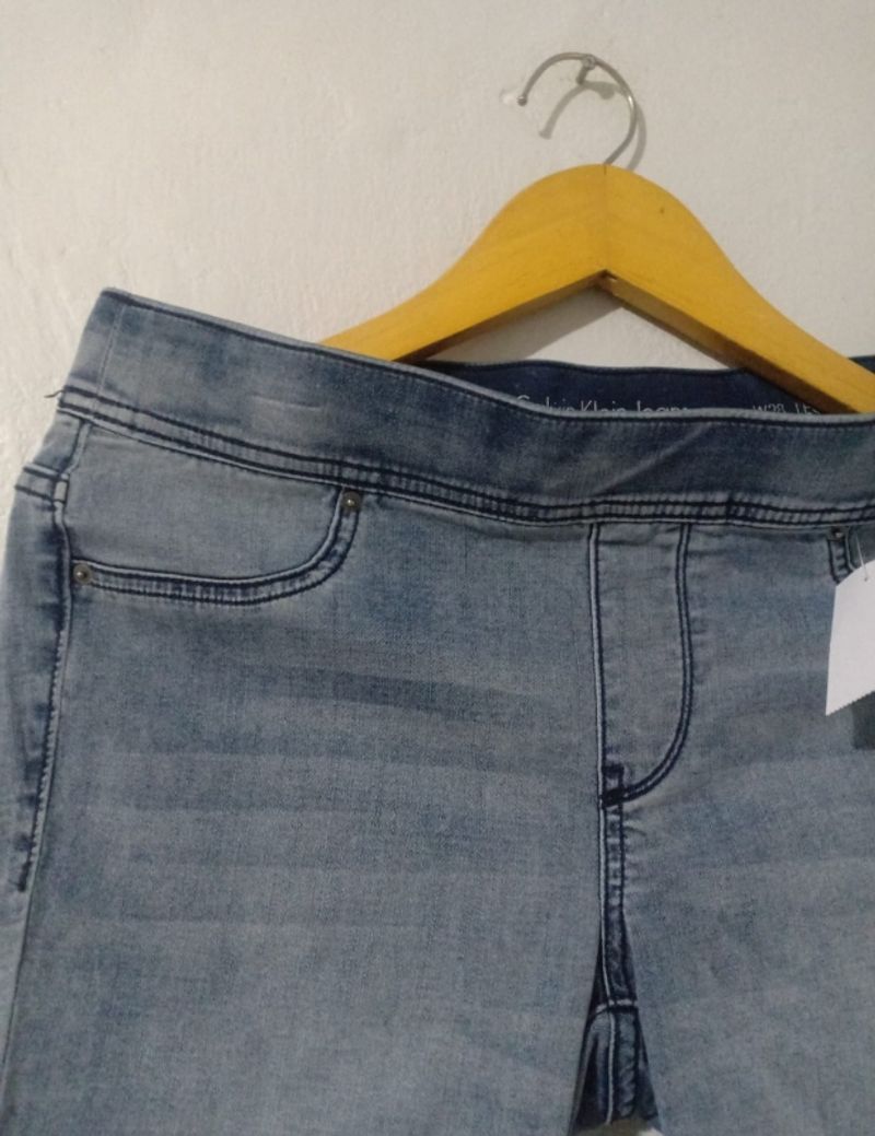 Celana Calvin Klein Wanita Size 28, foto 3