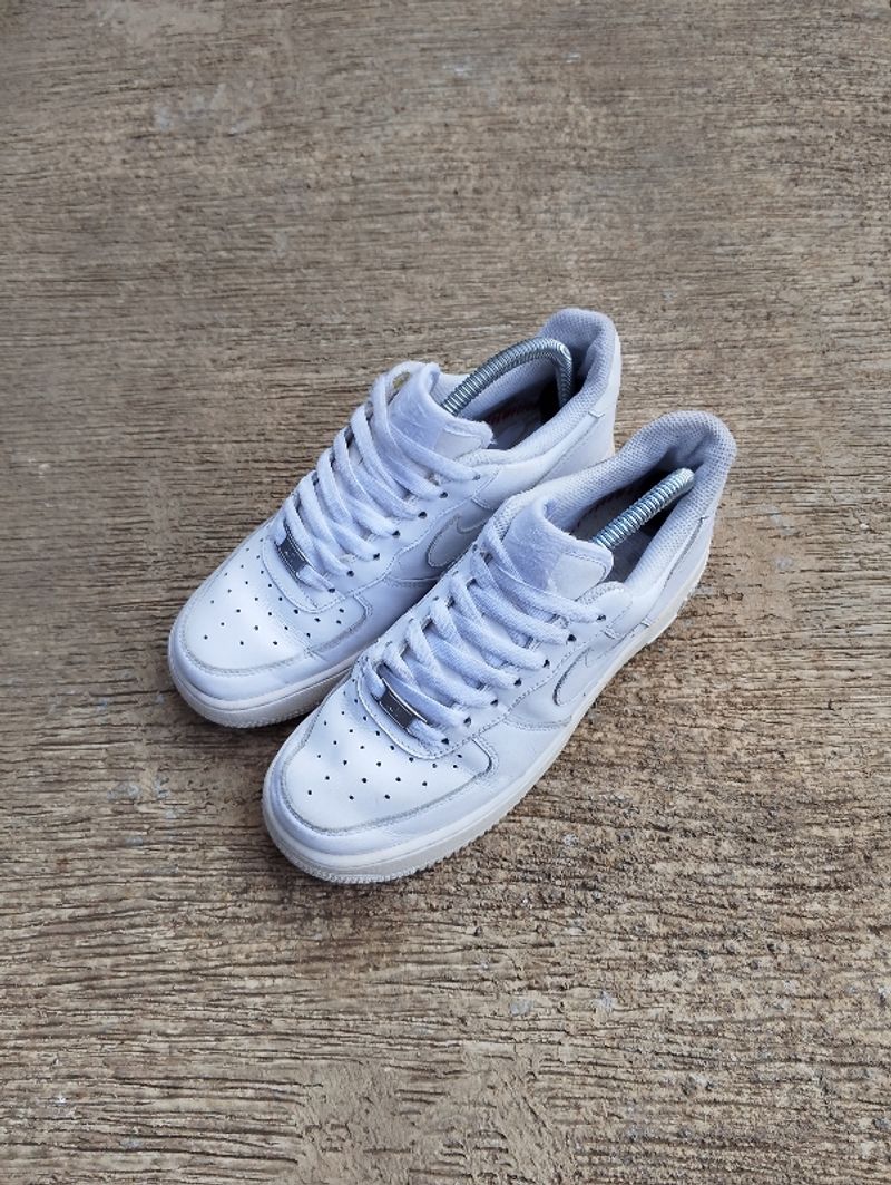 NIKE AIR FORCE 1 TRIPLE WHITE SECOND 38.5, foto 2