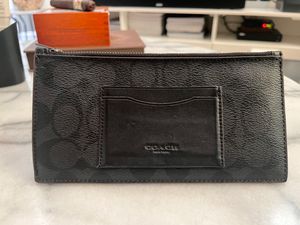 Coach Signature Zip Wallet