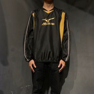 Mizuno pullover winbreaker big logo black