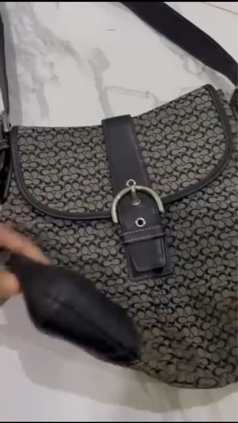 •Coach Soho Signature Flap Bag•, foto 2