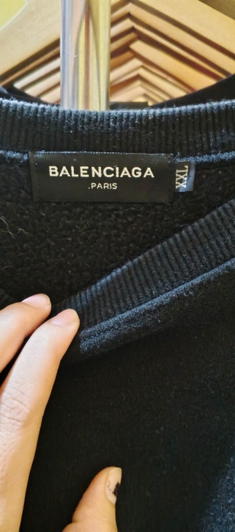 Balenciaga's sweater, foto 2