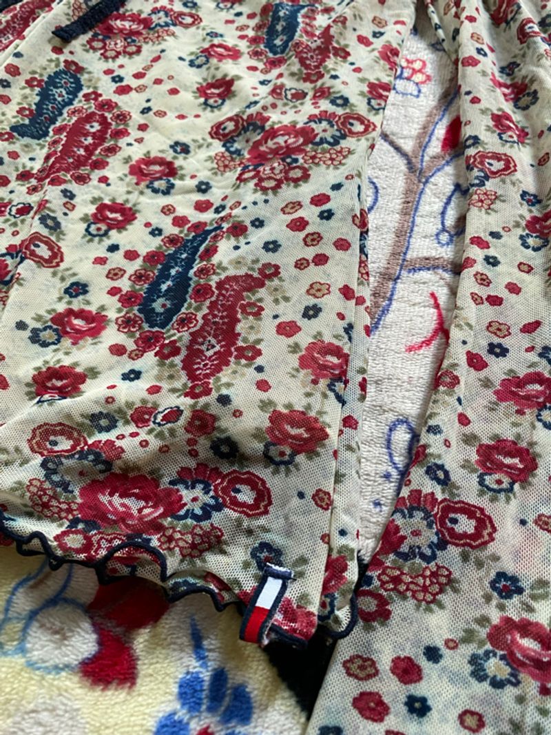 Tommy Hilfiger Floral Mesh Blouses, foto 4