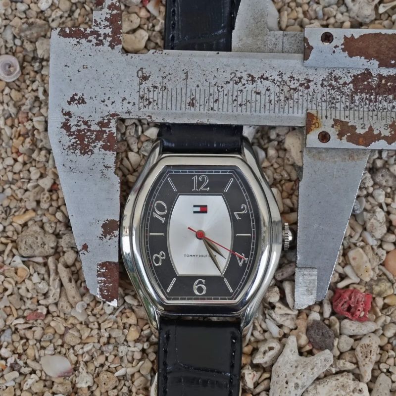 Jam tangan Tommy Hilfiger Tank Pria, foto 9
