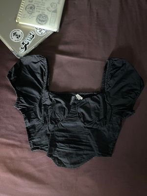 H&M Black Crop Top