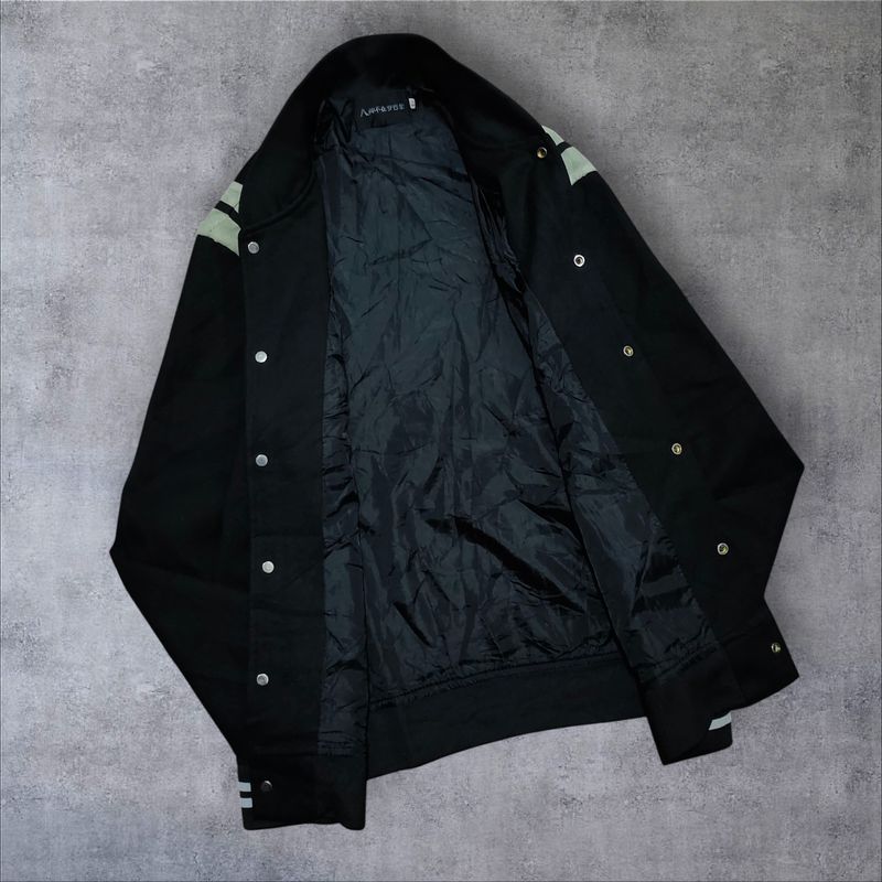 Varcity jacket best quality, foto 3