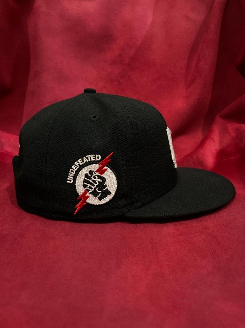 Topo New Era Undefeated, foto 2