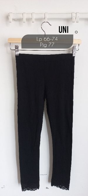 Legging hitam 7/8 uniqlo