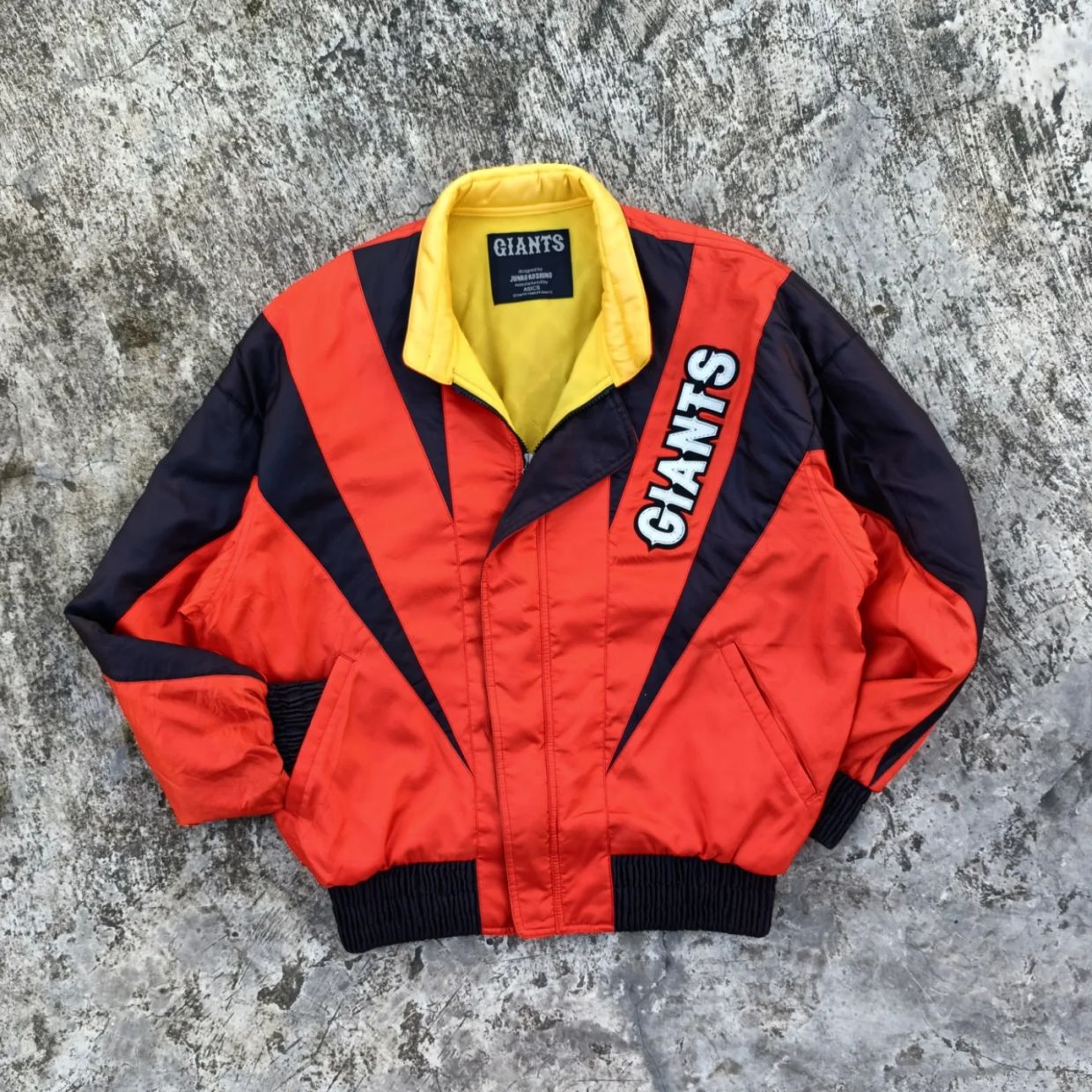 Vintage Casual Jumper Pria black orange yellow