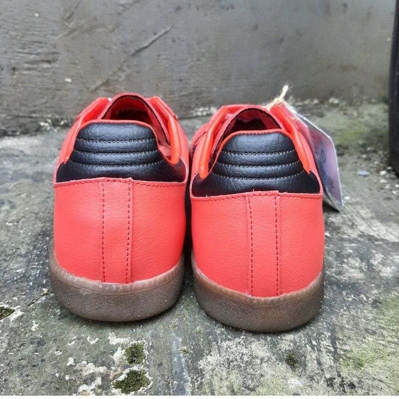 Sepatu Sneakers, foto 4