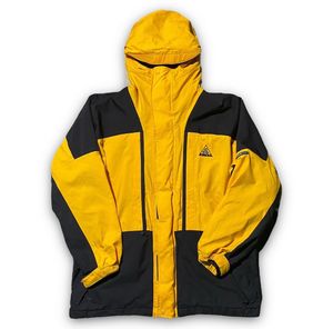 Vintage Nike ACG Strom F.I.T Jacket