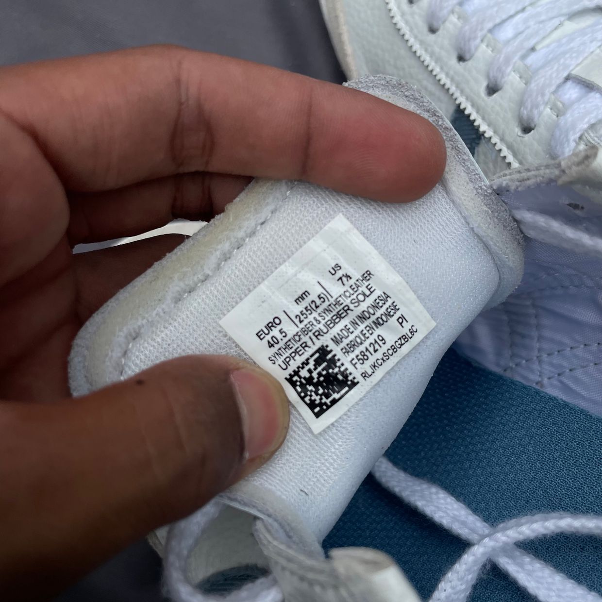 Onitsuka Tiger Gorpcore Casual Sneakers Pria white blue, foto 8