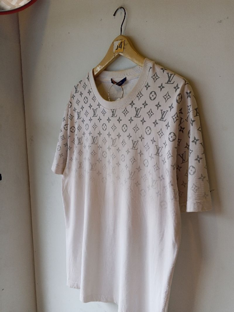 KAOS LOUIS VUITTON (LV), foto 2