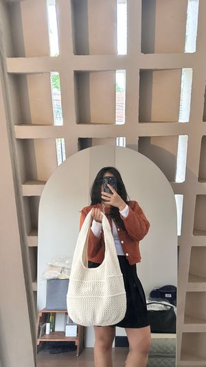 Tas rajut Lululemon crochet white
