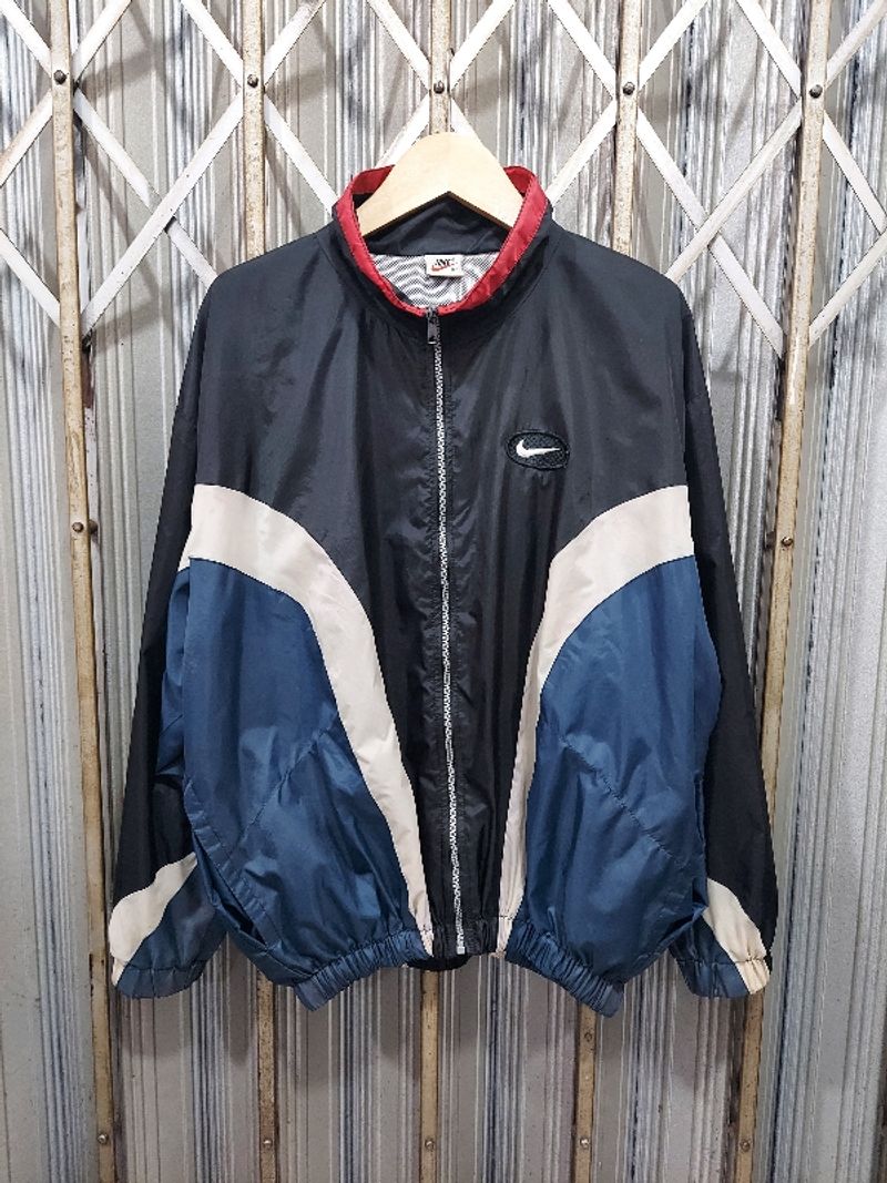 Wb nike oval vtg, foto 2