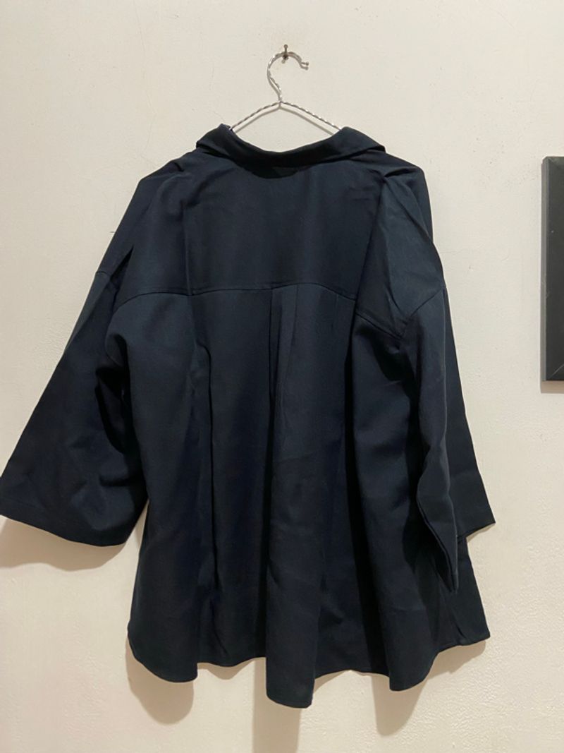 Kemeja Batwing Hitam, foto 2