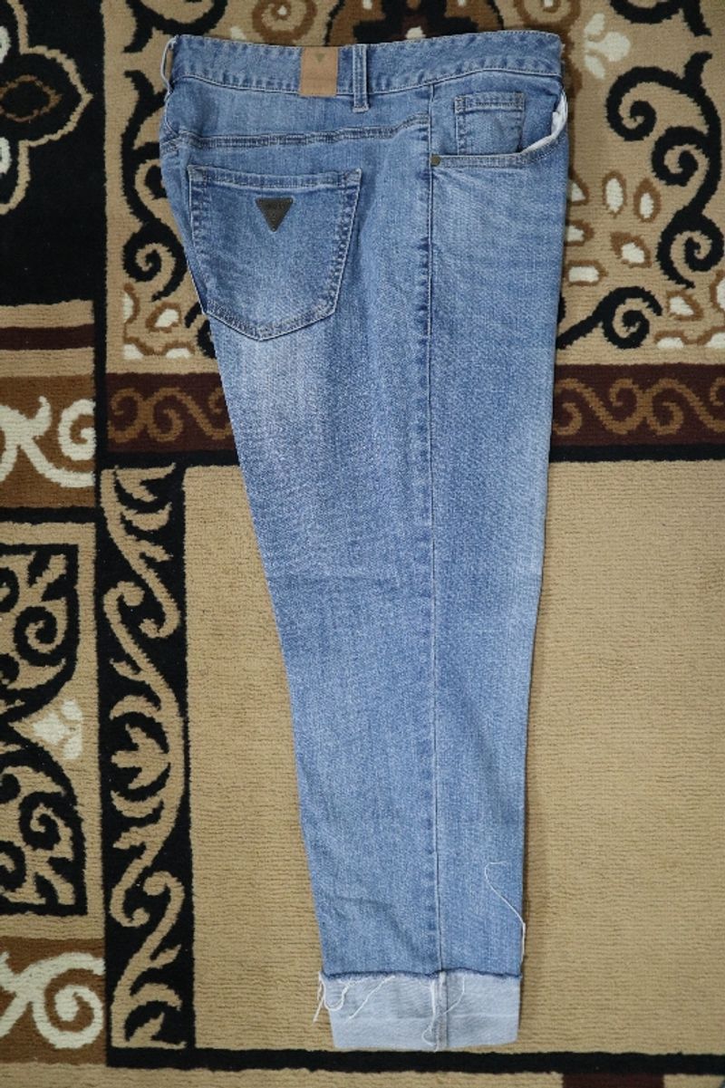 GUESS JEANS SECOND (SHOPEE COD READY), foto 3