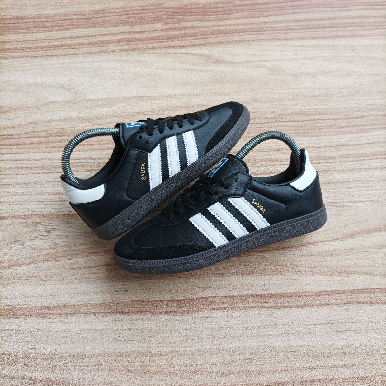 Adidas Gorpcore Indie Sneakers Wanita white black