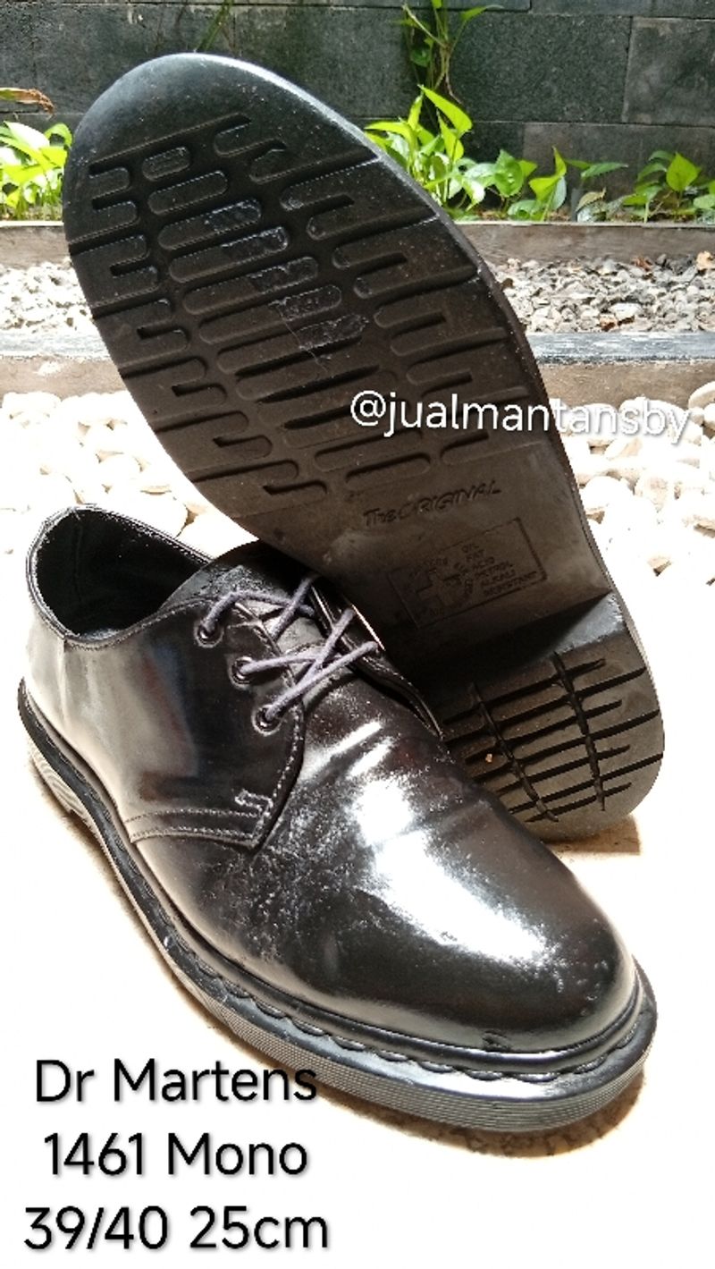 Dr Martens 1461 Mono Made in China Preloved