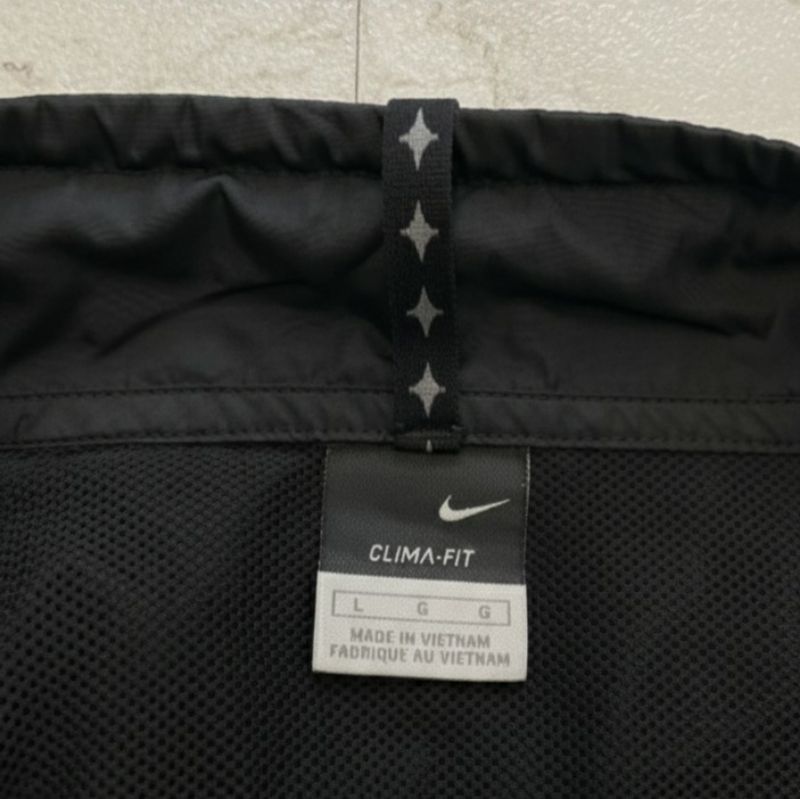 Jaket Nike Clima Fit Hitam, foto 4