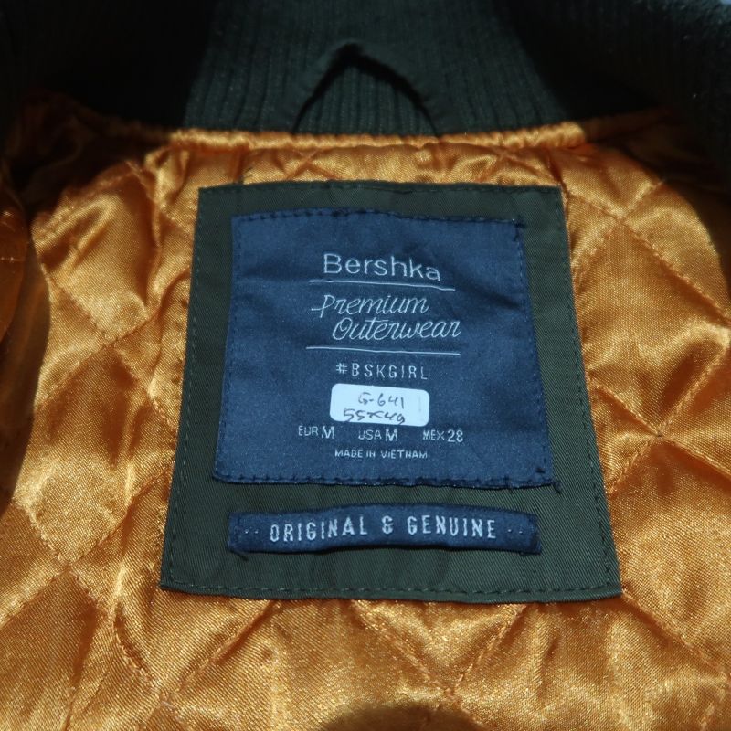 Bershka Bomber Jacket for Ladies, foto 6