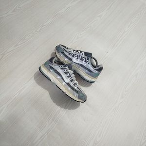 kets Nike P-6000