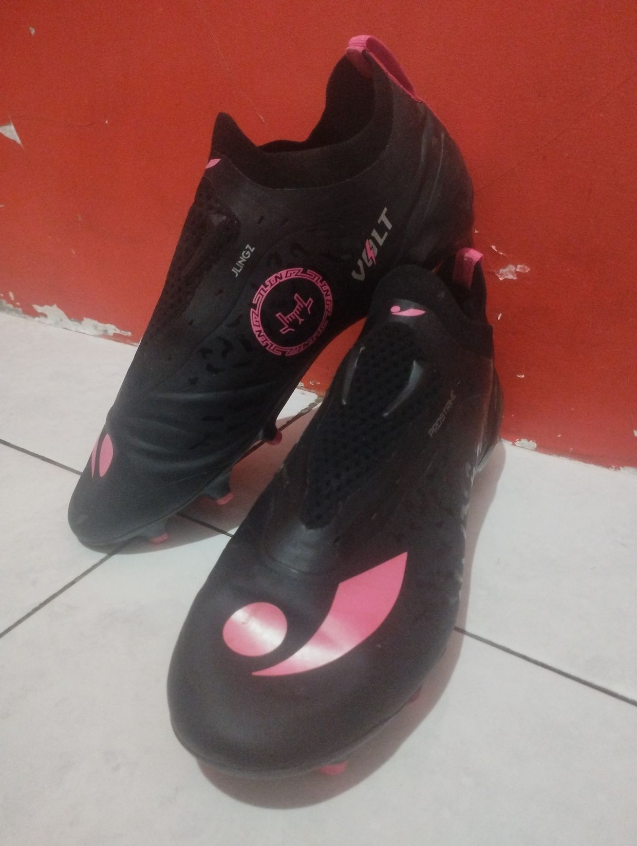 Sepatu Bola Concave linggard, foto 3