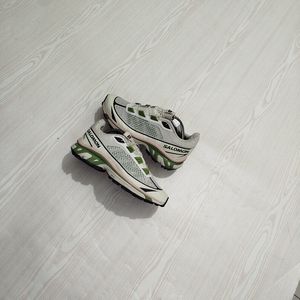Salomon XT-6 FT 'Beige Green'.