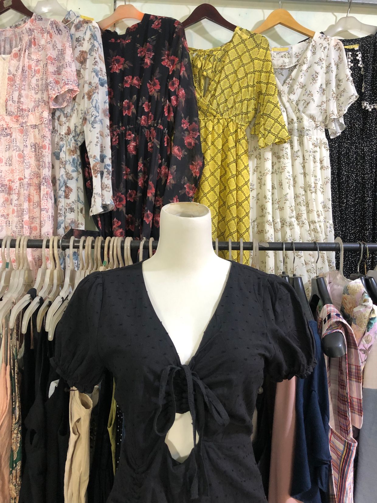 Casual Wanita black
