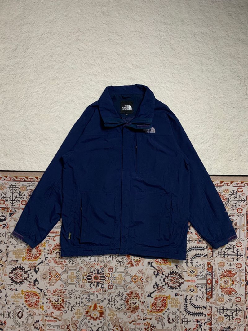 TNF, foto 2