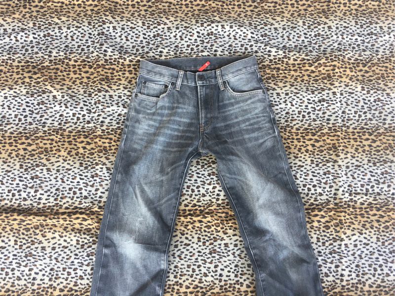 Jeans uniqlo blackwash second, foto 2