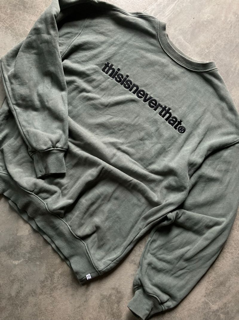 crewneck thisisneverthat, foto 2