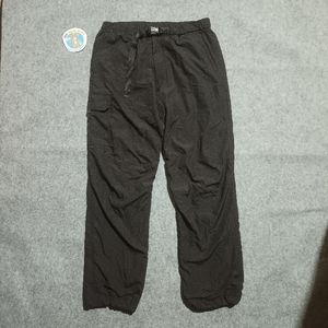 Celana Cargo Outdoor UNIQLO UTILITY