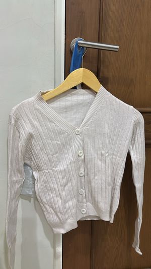 cardigan white