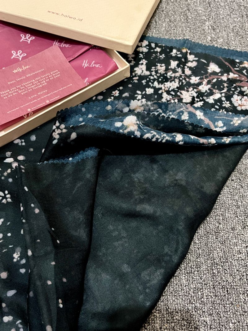 Hijab Scarf Halwa Motif Bunga, foto 6