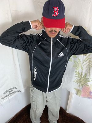 ADIDAS PREDATOR TRACKTOP HITAM PUTIH