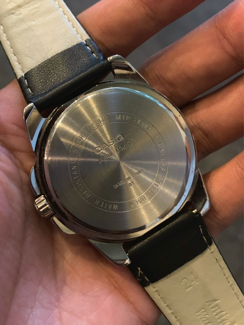 CASIO QUARTZ ORIGINAL, foto 3