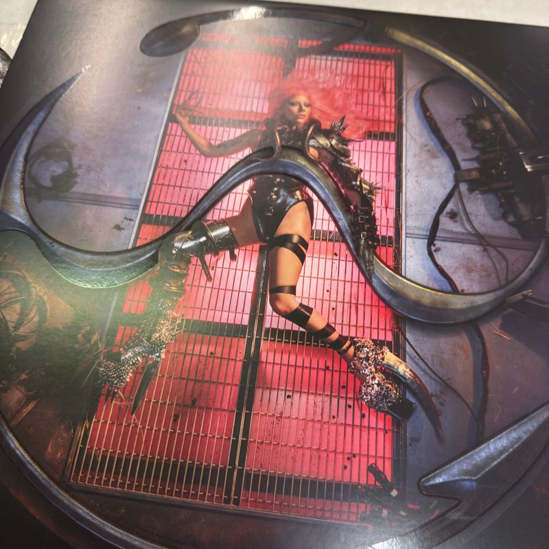 LADY GAGA - CHROMATICA LP Exclusive Trifold Vinyl, foto 2